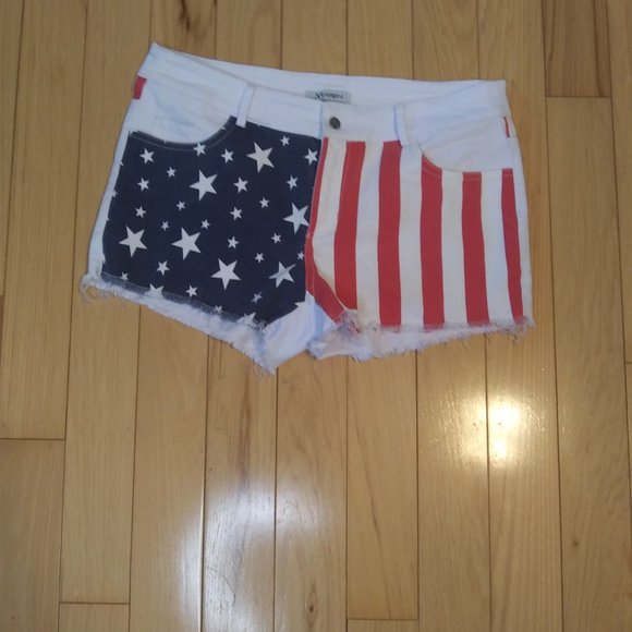 Fourth of July , Patriotic, Flag cut off shorts large - Picture 12 of 13